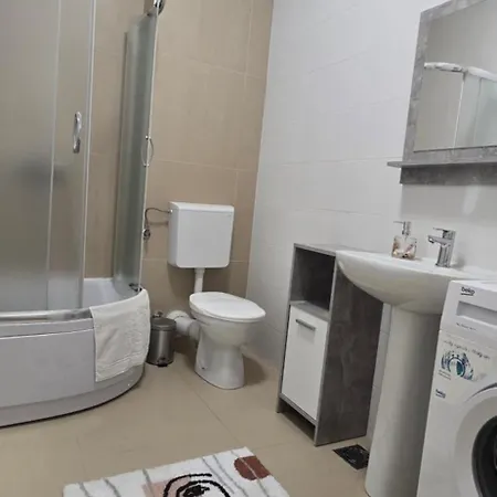 Hana 2 Apartment *